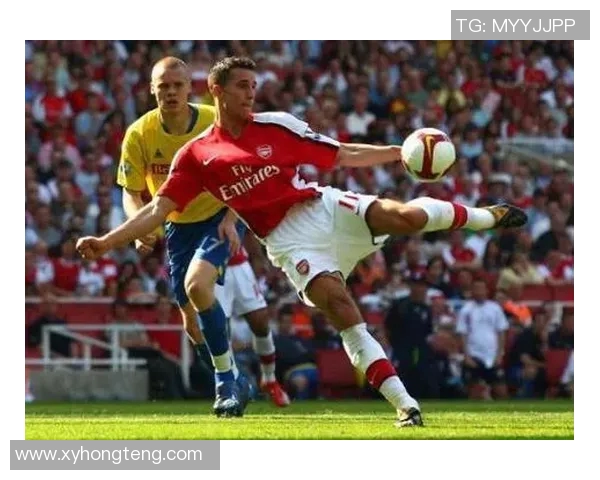 掌握足球射门技巧的关键步骤与实用训练方法分享